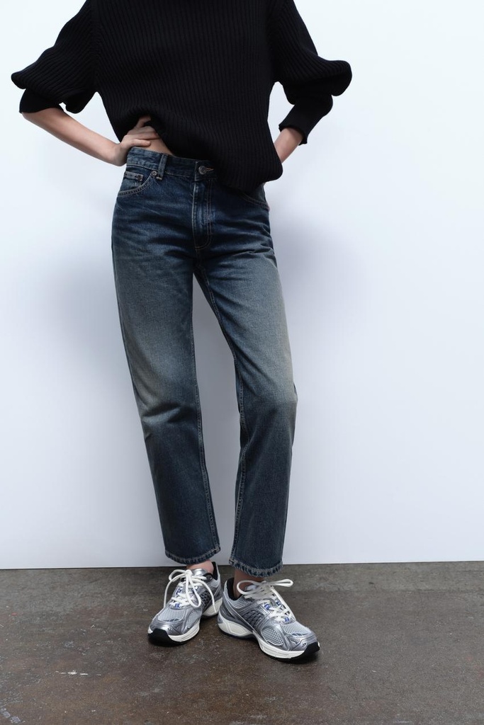 Jeans TRF Rectos Tiro Medio 