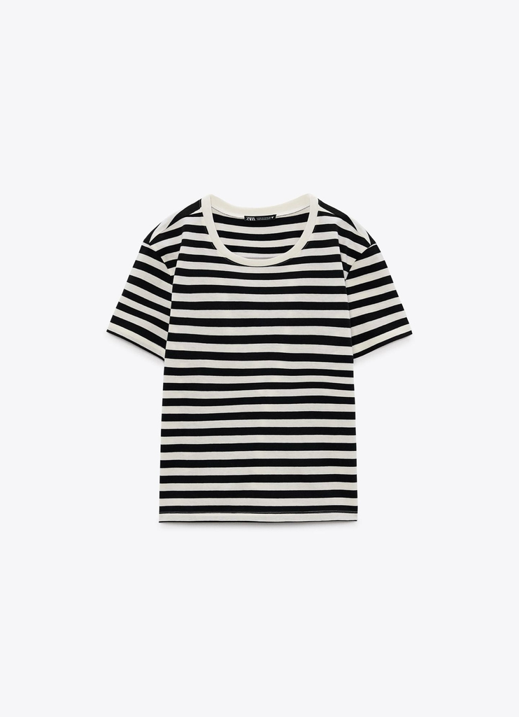Camiseta Basica Bajo Asimetrico BN
