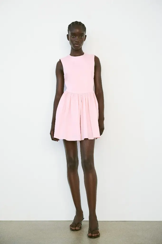 Vestido Corto Gabardina Falda Volumen