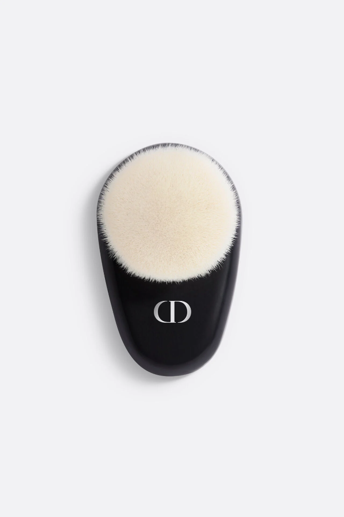 Dior Backstage Face Brush N°18